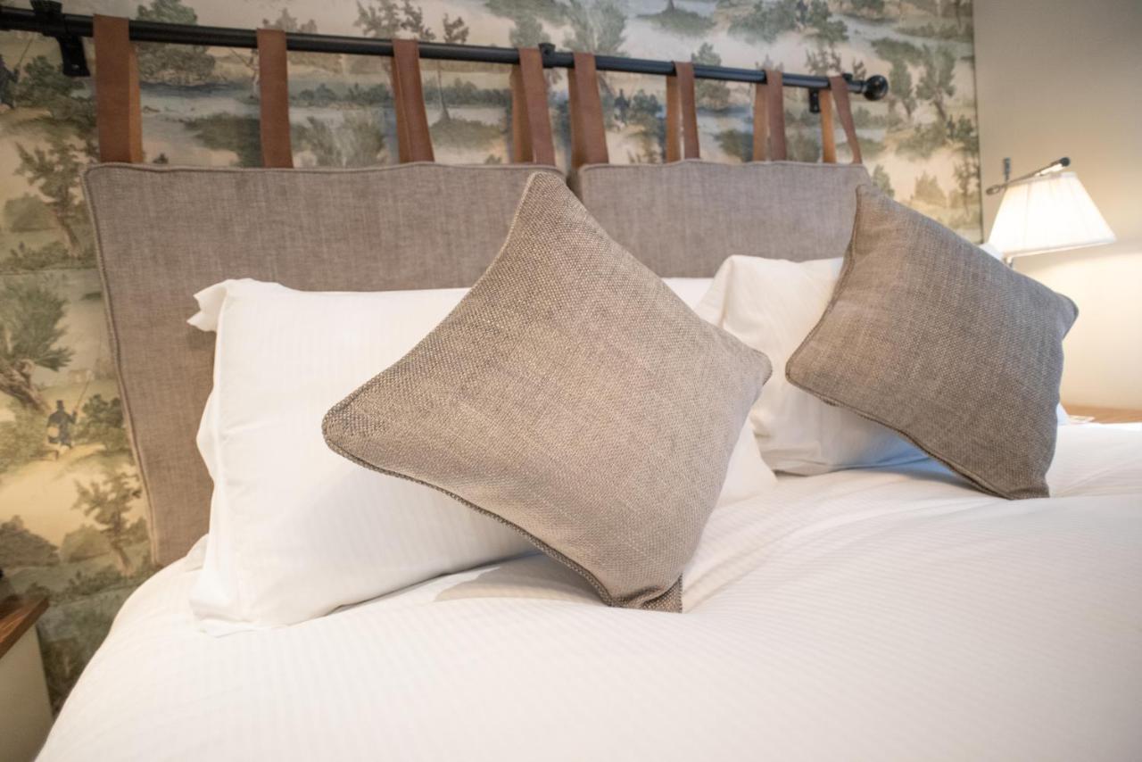 Cromwell Arms Country Pub With Rooms Ромси Экстерьер фото